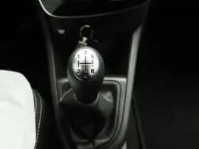 Renault Clio thumbnail 12