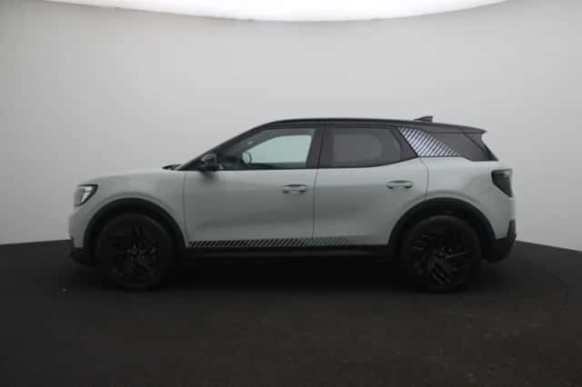 Ford Explorer (2026) thumbnail 4