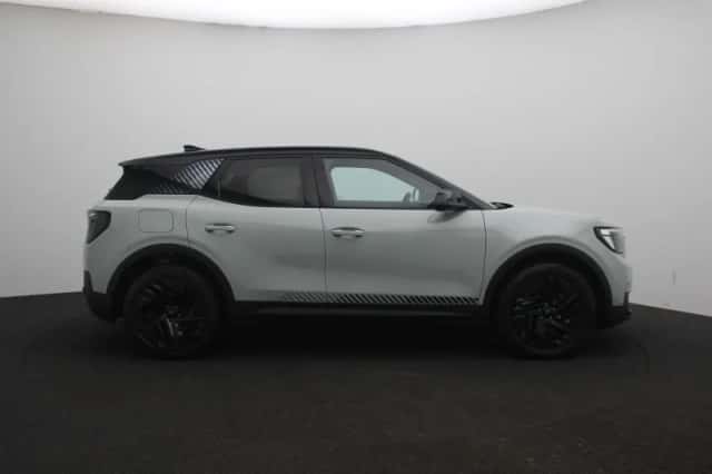 Ford Explorer (2026) thumbnail 6