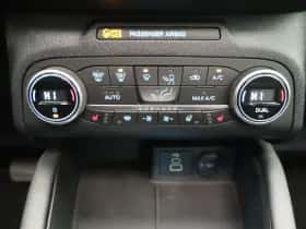 Ford Kuga thumbnail 11