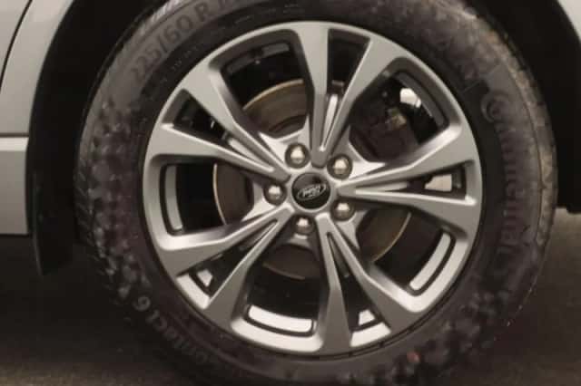 Ford Kuga (2022) thumbnail 21