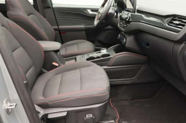 Ford Kuga (2022) thumbnail 29