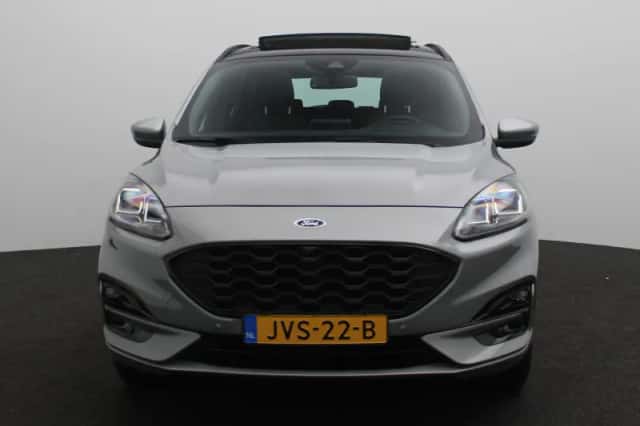 Ford Kuga (2022) thumbnail 4