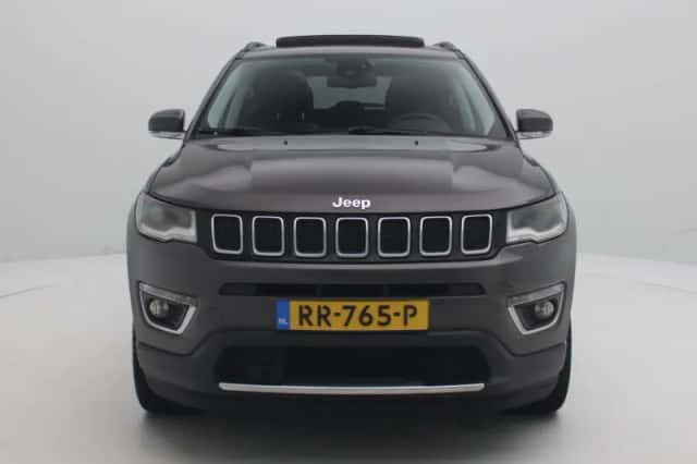 Jeep Compass (2018) thumbnail 4