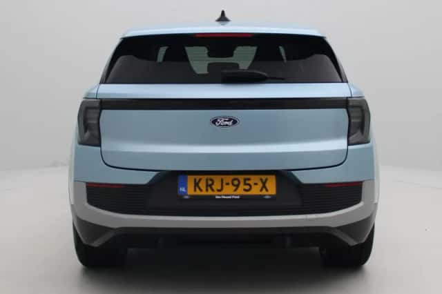 Ford Explorer (2026) thumbnail 5