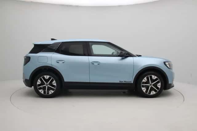 Ford Explorer (2026) thumbnail 6