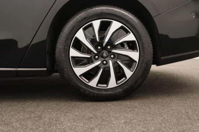 Ford Focus (2022) thumbnail 16