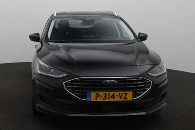 Ford Focus (2022) thumbnail 4
