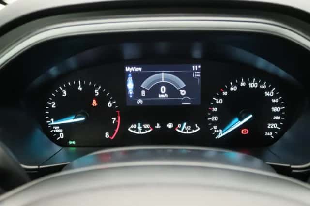 Ford Focus (2022) thumbnail 8