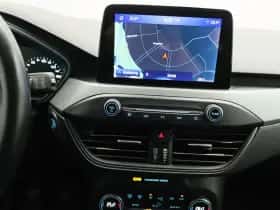 Ford Focus thumbnail 9