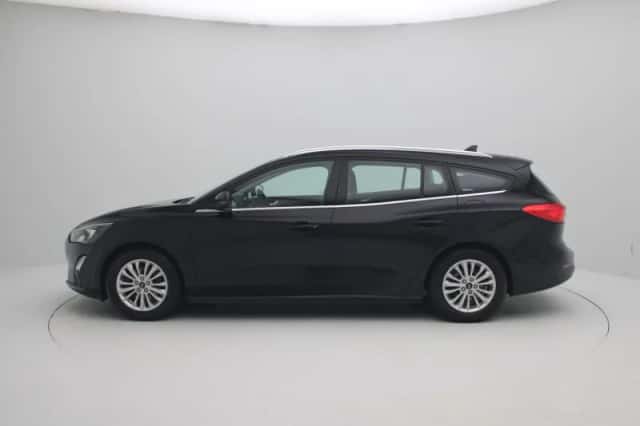 Ford Focus (2020) thumbnail 5