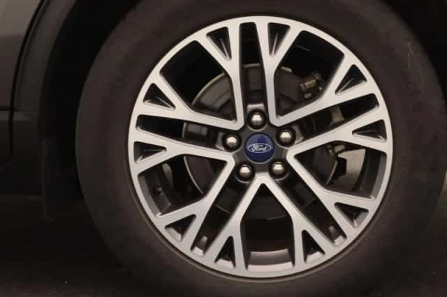 Ford Kuga (2020) thumbnail 23