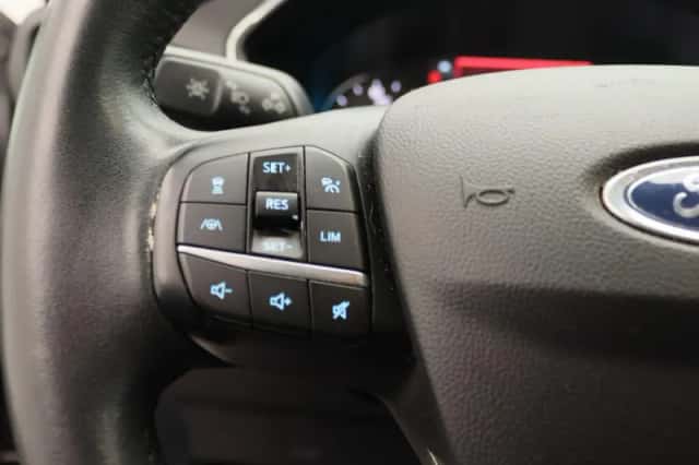 Ford Kuga (2020) thumbnail 26