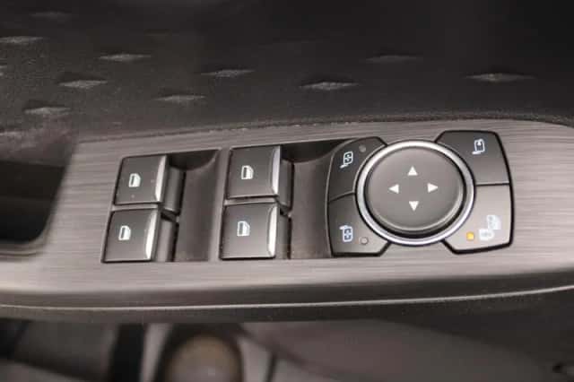 Ford Kuga (2020) thumbnail 28