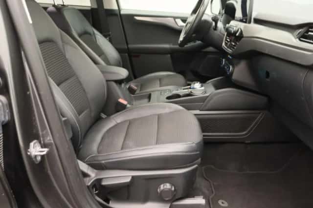 Ford Kuga (2020) thumbnail 31