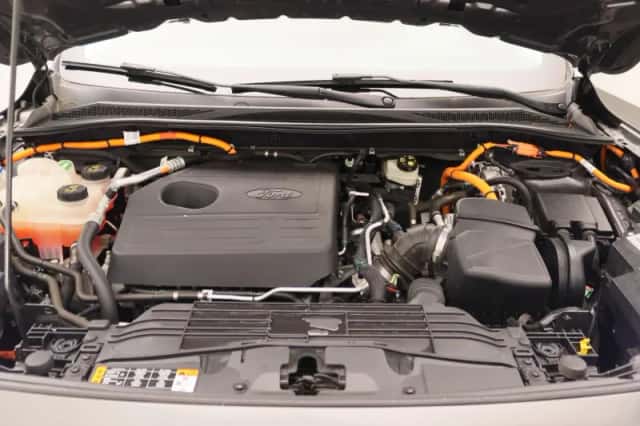 Ford Kuga (2020) thumbnail 33