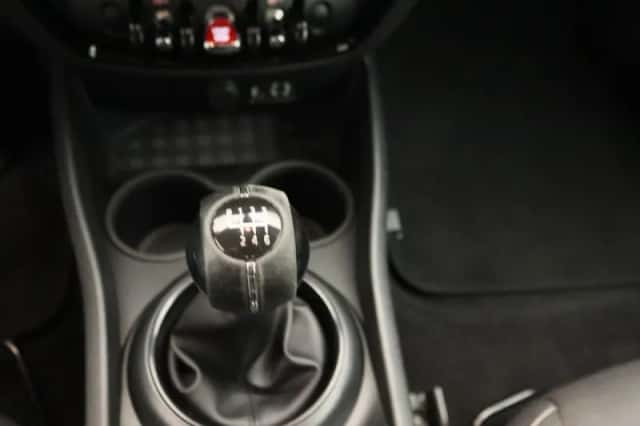 MINI Clubman (2016) thumbnail 11