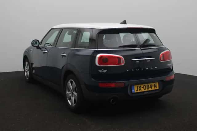 MINI Clubman (2016) thumbnail 3