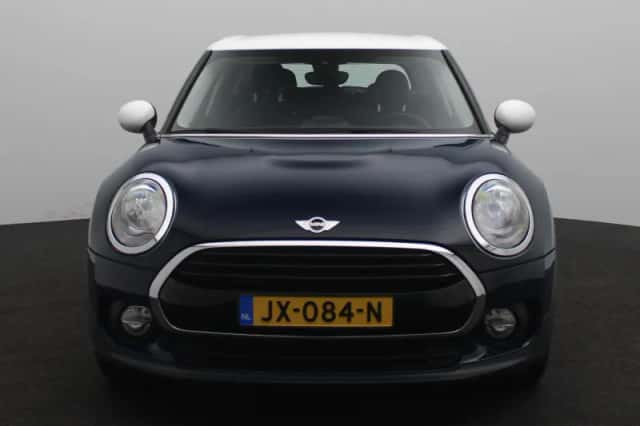 MINI Clubman (2016) thumbnail 4