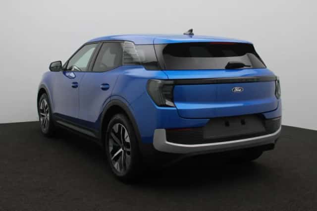 Ford Explorer (2026) thumbnail 2