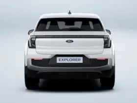 Ford Explorer thumbnail 4