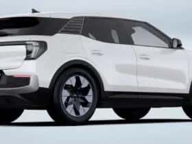 Ford Explorer thumbnail 6