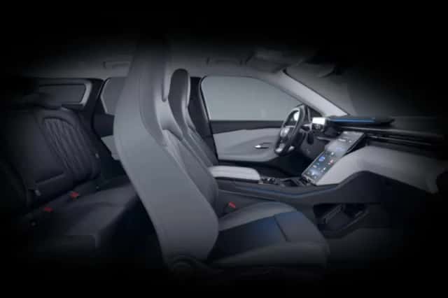Ford Explorer (2024) thumbnail 9