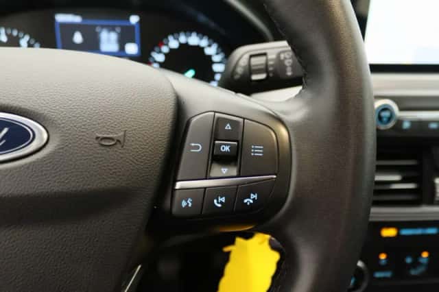 Ford Focus (2023) thumbnail 18