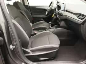 Ford Focus thumbnail 24