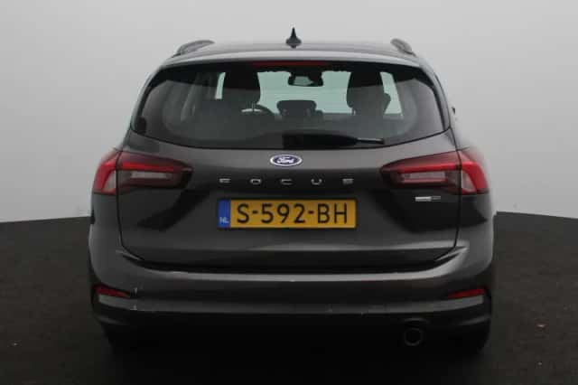 Ford Focus (2023) thumbnail 6