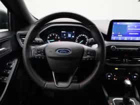 Ford Focus thumbnail 8