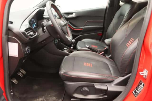 Ford Fiesta (2018) thumbnail 13