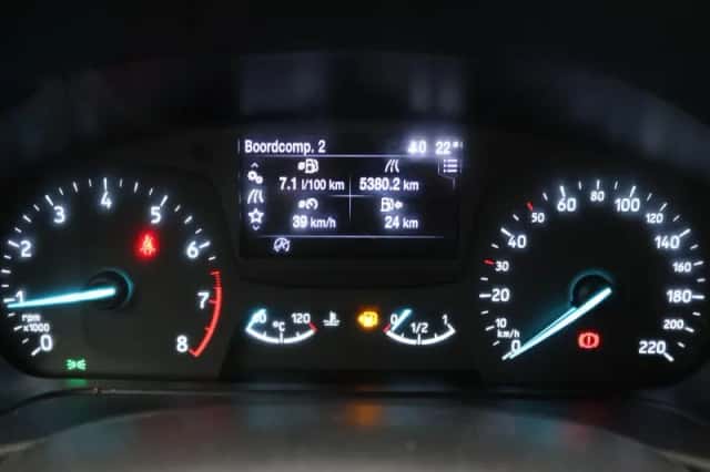 Ford Fiesta (2018) thumbnail 9