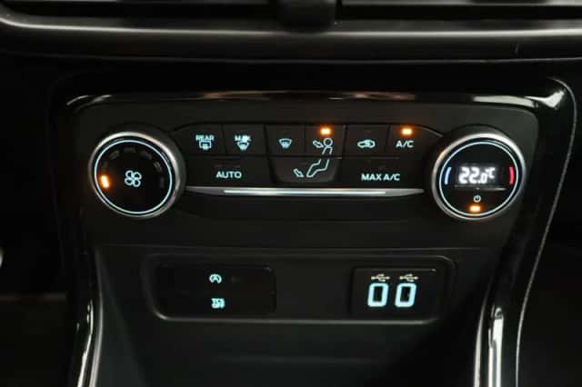Ford EcoSport (2018) thumbnail 9