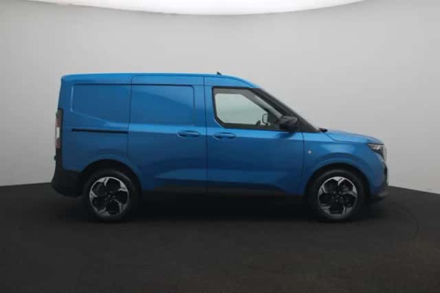 Ford E-Transit (2026) thumbnail 6