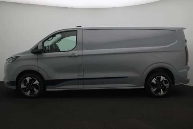 Ford Transit Custom (2026) thumbnail 4