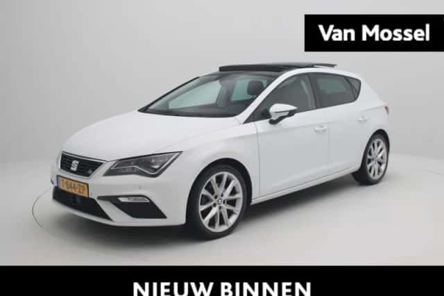 SEAT Leon (2019) thumbnail 1