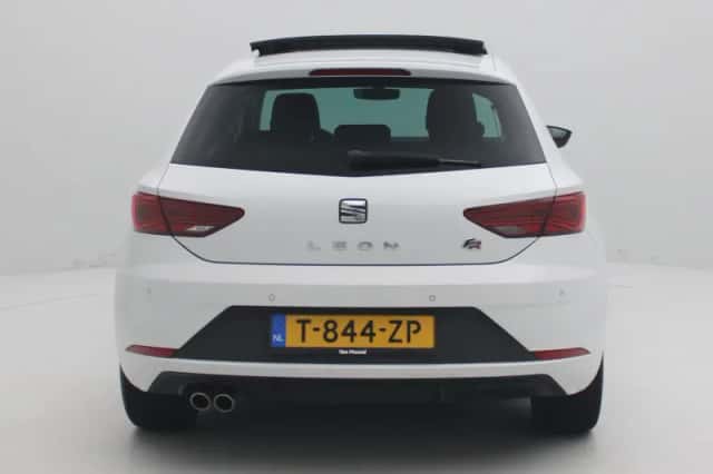 SEAT Leon (2019) thumbnail 5