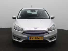 Ford Focus thumbnail 3