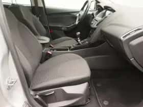 Ford Focus thumbnail 24