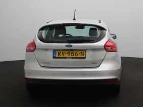 Ford Focus thumbnail 5