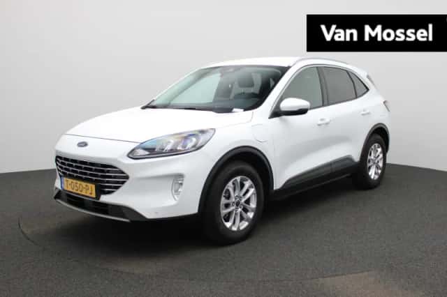 Ford Kuga (2023) thumbnail 1