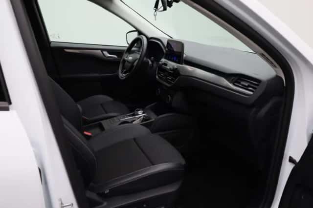 Ford Kuga (2023) thumbnail 28