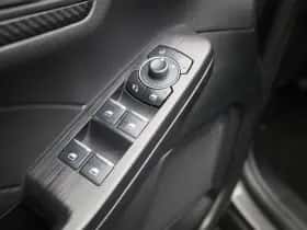 Ford Kuga thumbnail 34