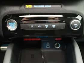 Ford Kuga thumbnail 11