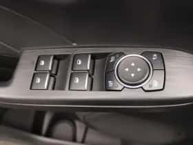 Ford Kuga thumbnail 27