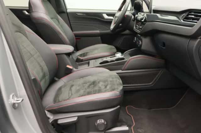 Ford Kuga (2024) thumbnail 27