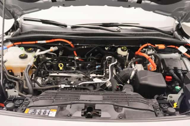 Ford Kuga (2024) thumbnail 29
