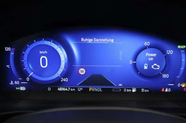Ford Kuga (2024) thumbnail 8