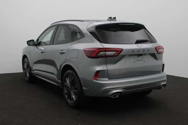 Ford Kuga (2026) thumbnail 2